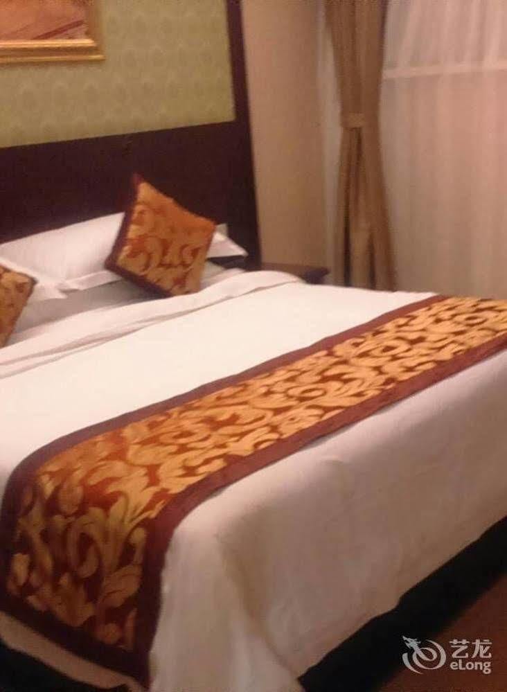 שנגחאי Vienna Hotel Sh Fengxian Nanqiao Jinhai Road מראה חיצוני תמונה