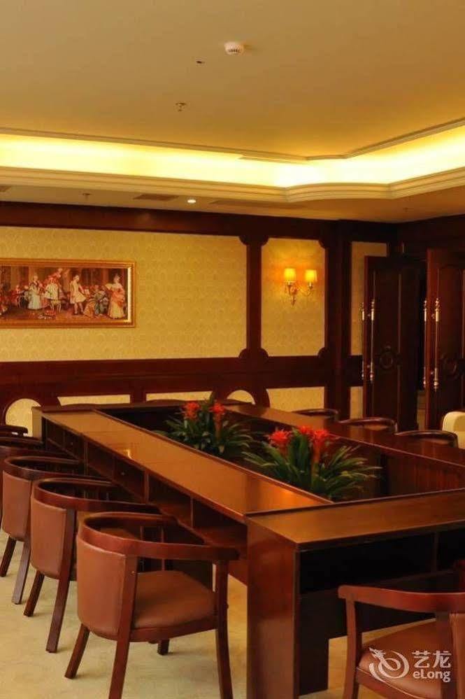 שנגחאי Vienna Hotel Sh Fengxian Nanqiao Jinhai Road מראה חיצוני תמונה